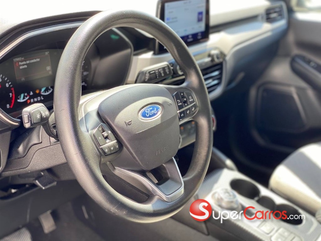 2021 Ford Escape SE — foto 7 / 12