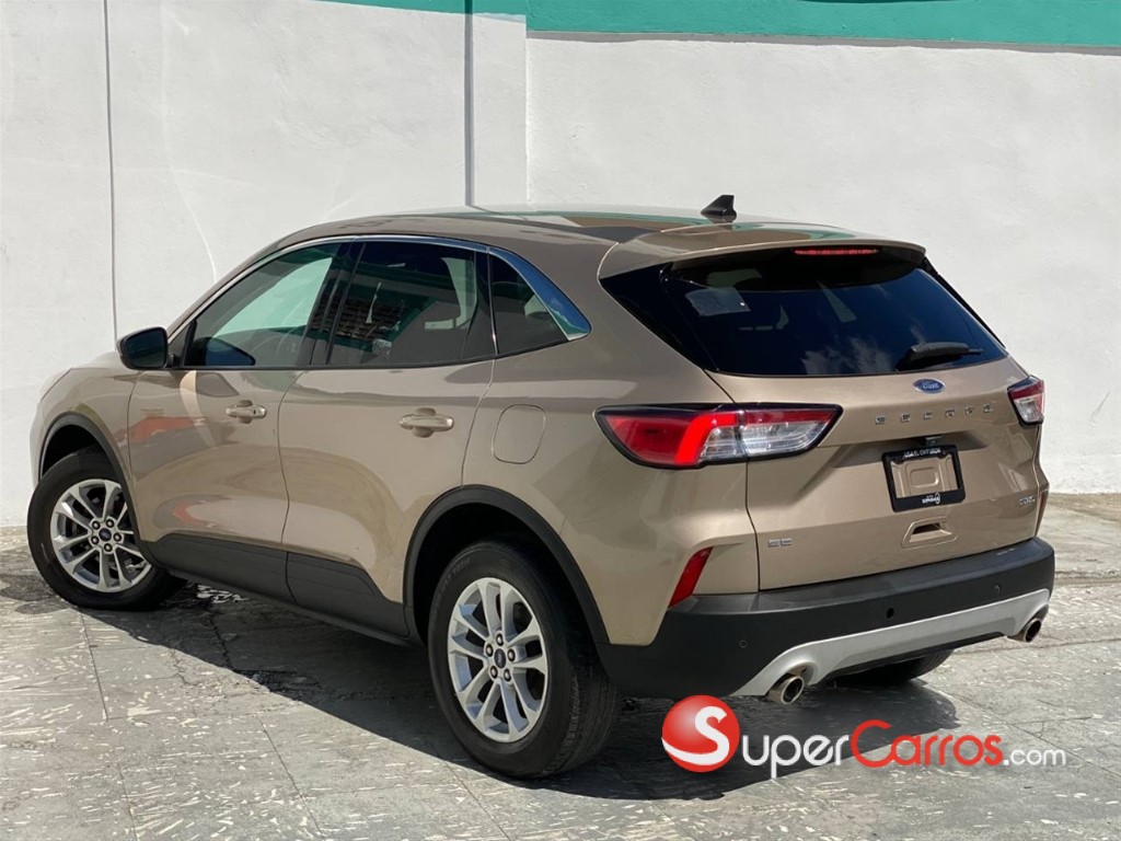 2021 Ford Escape SE — foto 10 / 12