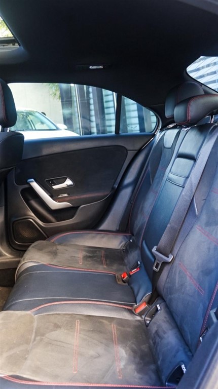 2019 Mercedes-Benz Clase A 220 AMG — foto 8 / 12