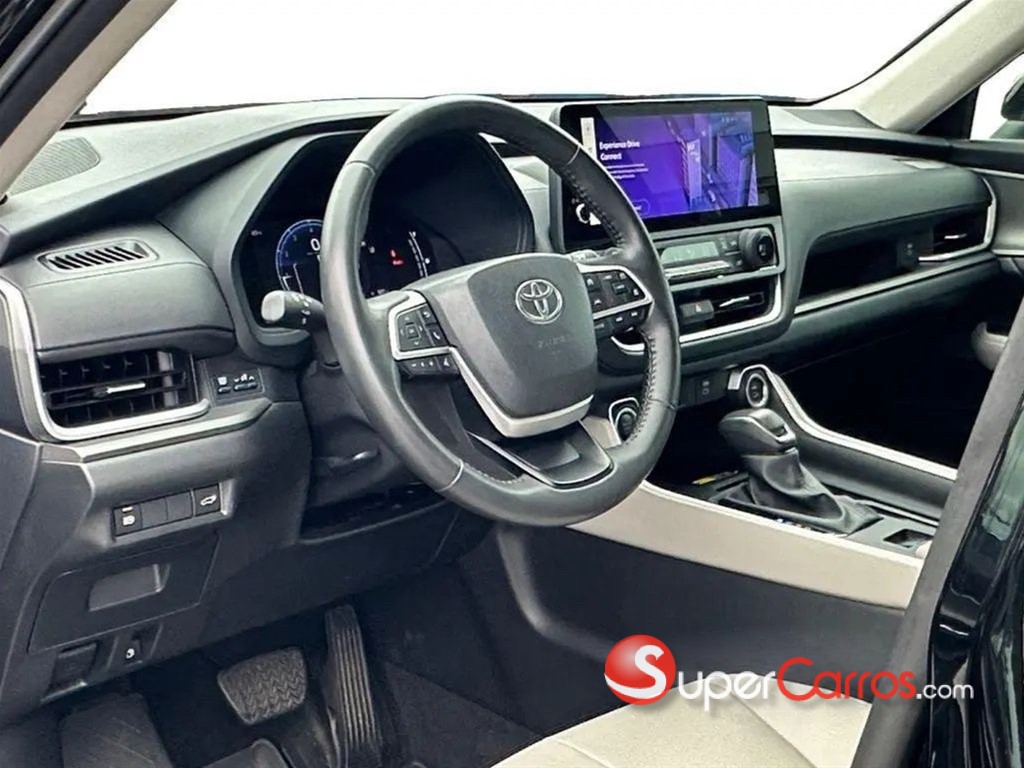 2024 Toyota Grand Highlander XLE — foto 12 / 12