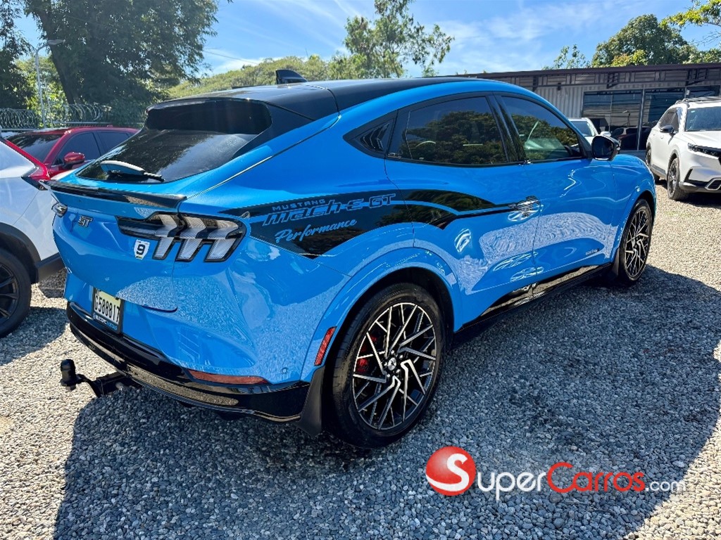 2022 Ford Mustang Mach-E GT Performance — foto 4 / 12