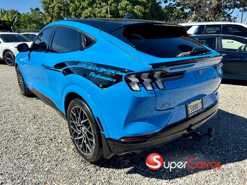 2022 Ford Mustang Mach-E GT Performance — foto 5 / 12