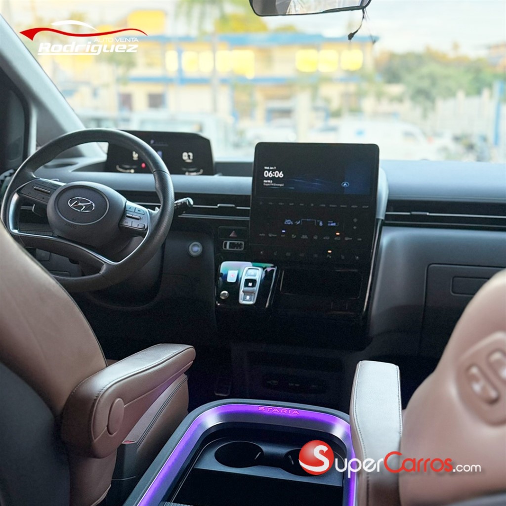 2022 Hyundai Staria — foto 3 / 10