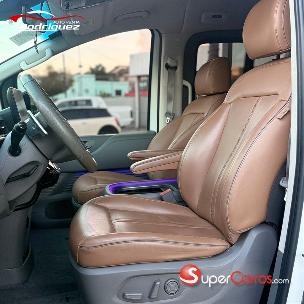 2022 Hyundai Staria — foto 4 / 10
