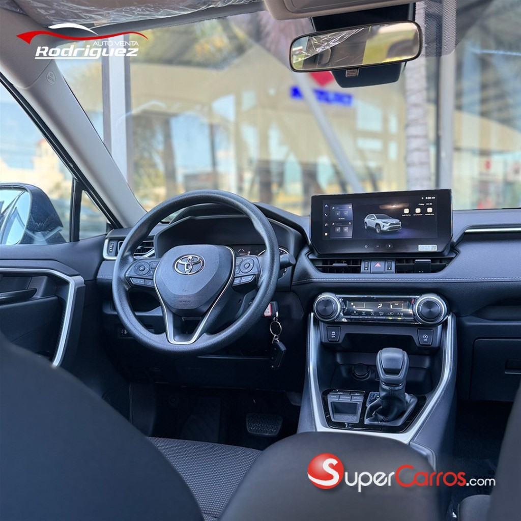2025 Toyota RAV4 — foto 2 / 8
