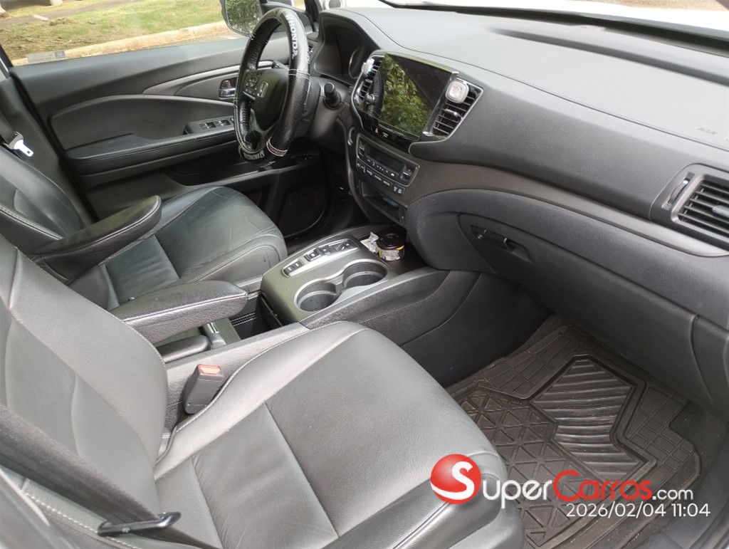 2021 Honda Pilot LX — foto 10 / 12