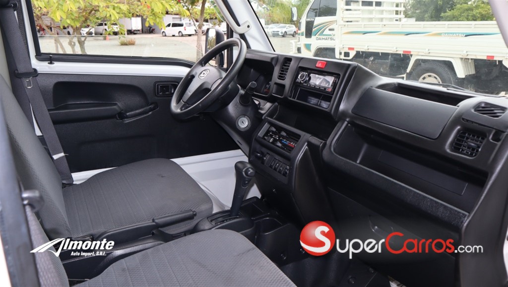 2020 Daihatsu Hijet — foto 6 / 7