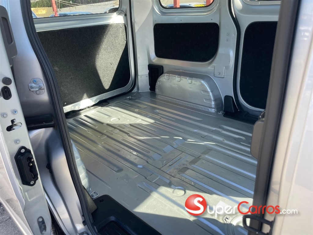 2020 Nissan Vanette — foto 7 / 12