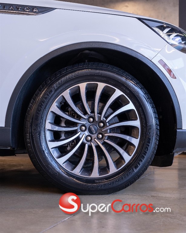 2020 Lincoln Aviator — foto 6 / 12