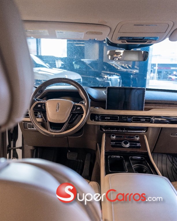 2020 Lincoln Aviator — foto 7 / 12