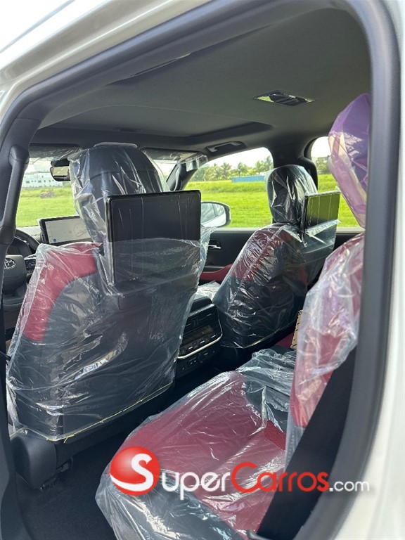 2026 Toyota Land Cruiser 70 ANIVERSARIO — foto 10 / 12