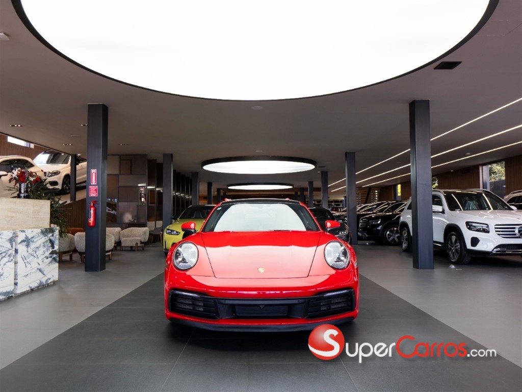 2020 Porsche 911 Carrera S — foto 2 / 8