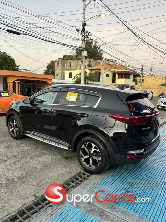 2022 Kia Sportage LX — foto 2 / 10