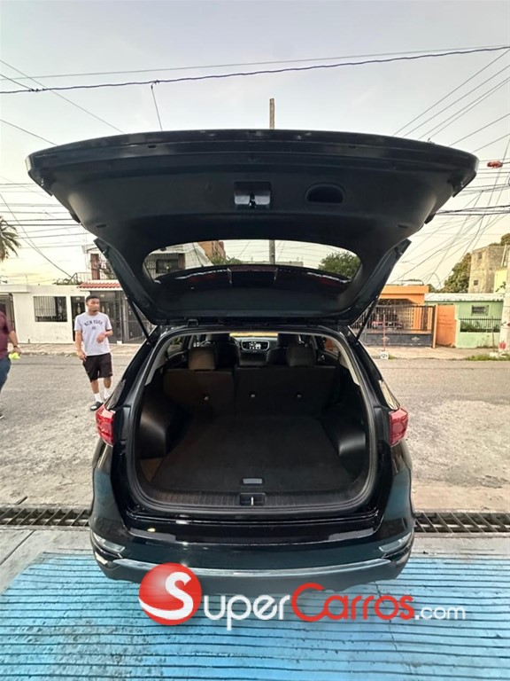 2022 Kia Sportage LX — foto 5 / 10