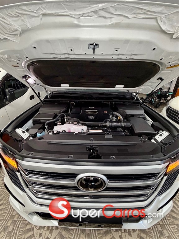 2026 Toyota Land Cruiser 70 ANIVERSARIO — foto 3 / 12