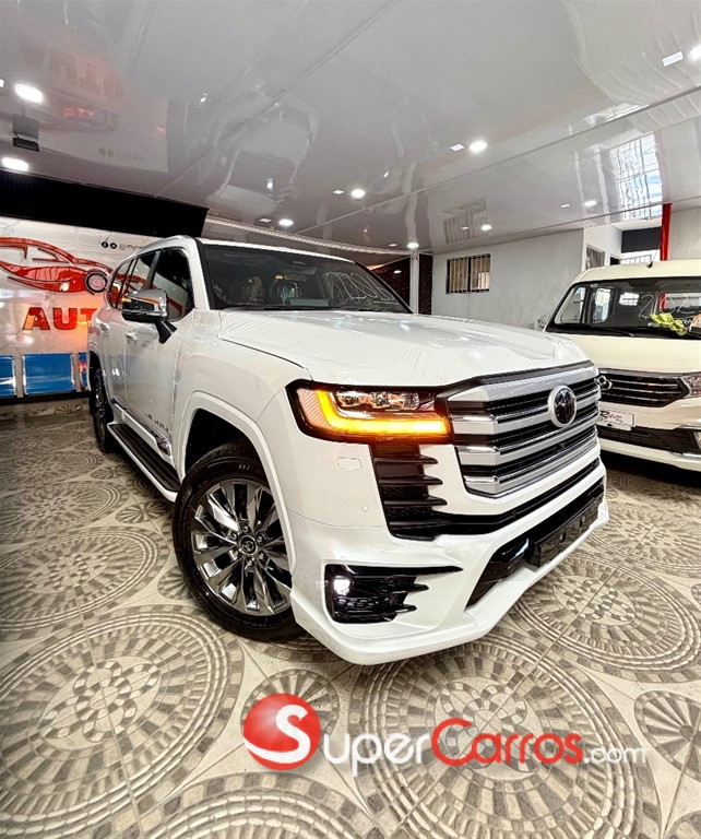 2026 Toyota Land Cruiser 70 ANIVERSARIO — foto 4 / 12