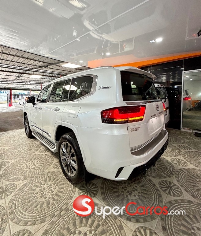 2026 Toyota Land Cruiser 70 ANIVERSARIO — foto 5 / 12