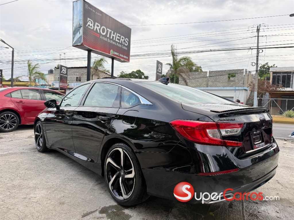 2021 Honda Accord Sport 2.0T — foto 3 / 12