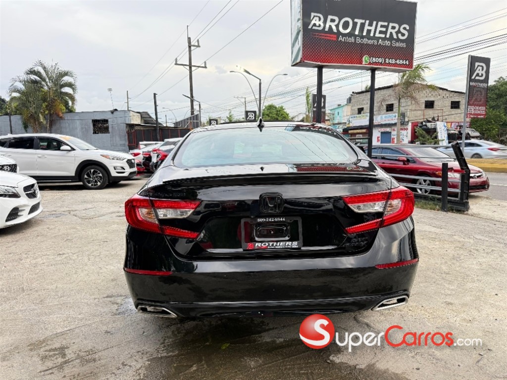 2021 Honda Accord Sport 2.0T — foto 9 / 12