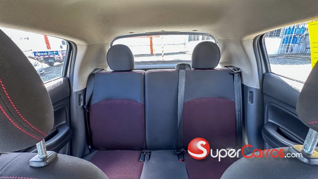 2020 Mitsubishi Motors Mirage Black Edition — foto 9 / 10
