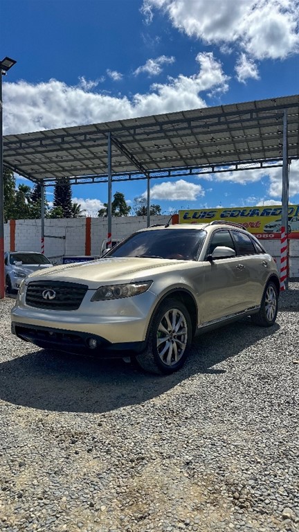 2006 Infiniti FX-35 — foto 3 / 9