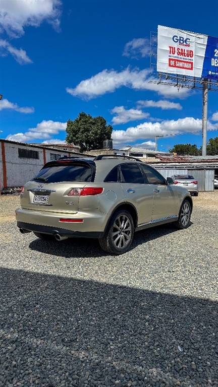 2006 Infiniti FX-35 — foto 5 / 9
