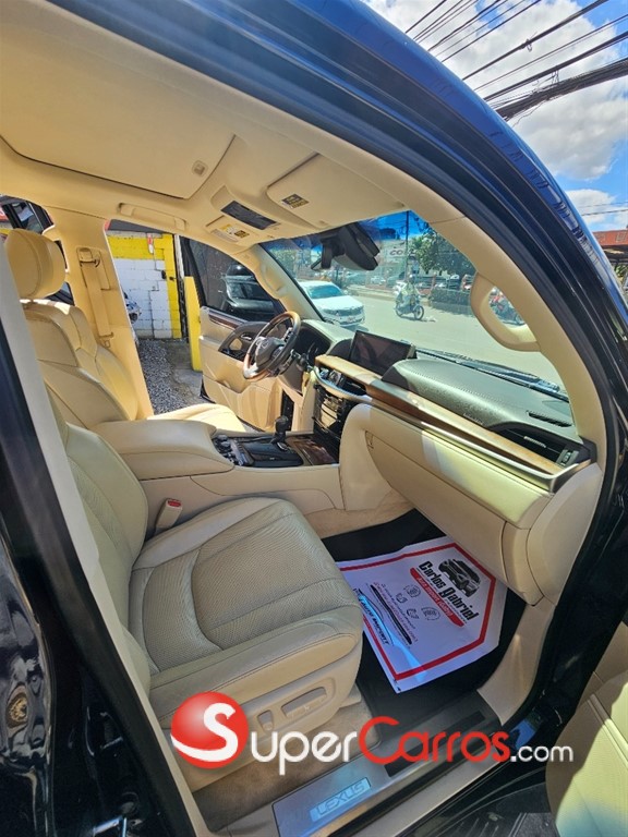 2020 Lexus LX 570 — foto 10 / 10