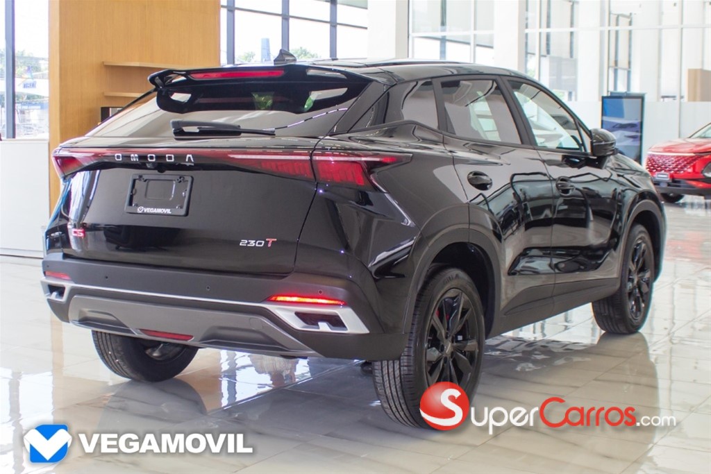 2026 OMODA C5 Luxury — foto 6 / 12