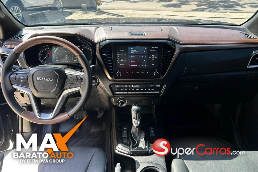 2025 Isuzu DMAX — foto 8 / 11