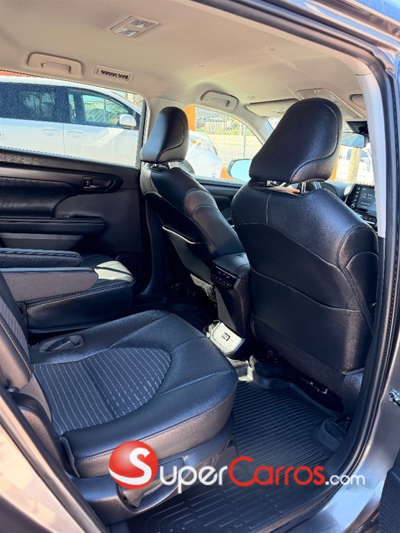 2022 Toyota Highlander LE Plus — foto 12 / 12