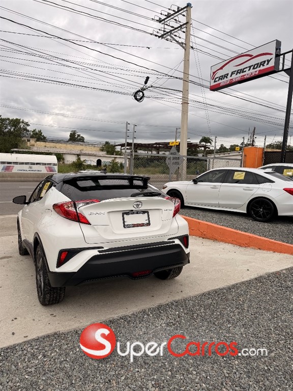 2020 Toyota C-HR LIMITED — foto 4 / 12