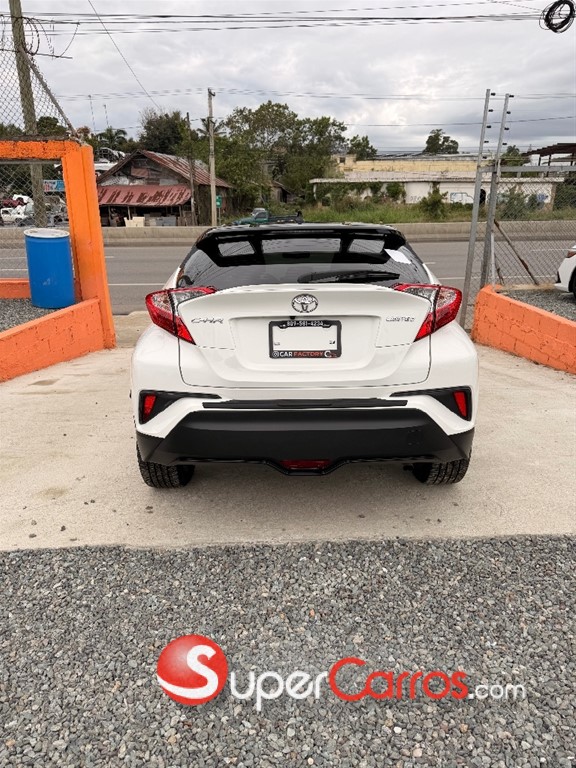 2020 Toyota C-HR LIMITED — foto 5 / 12