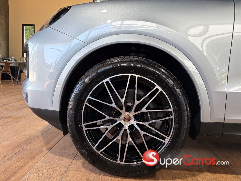 2026 Porsche Cayenne — foto 3 / 10