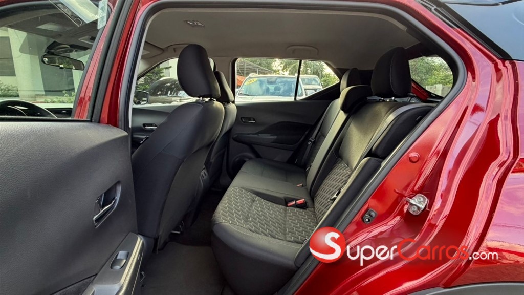 2023 Nissan Kicks SV — foto 8 / 11