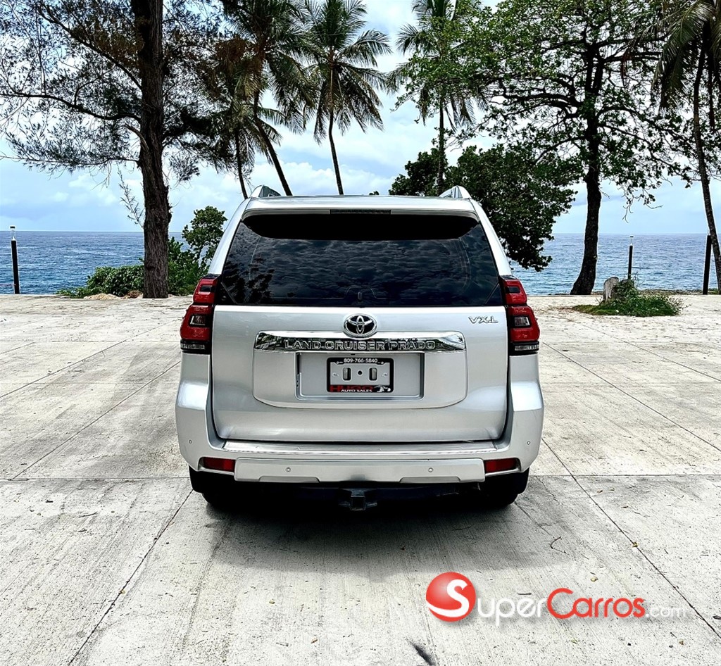 2022 Toyota Land Cruiser Prado TXL — foto 7 / 12
