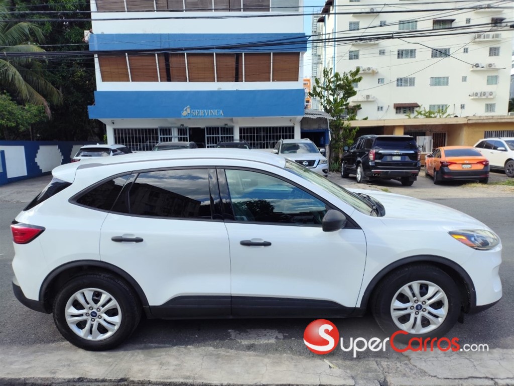 2020 Ford Escape S — foto 3 / 12