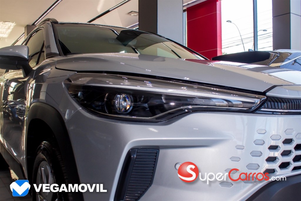 2025 Toyota Corolla Cross Full Hibrid — foto 8 / 12