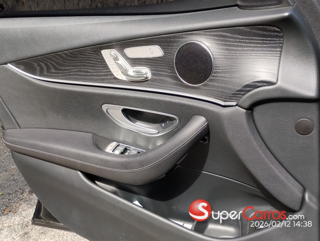 2019 Mercedes-Benz Clase E 350 4 MATIC — foto 10 / 12