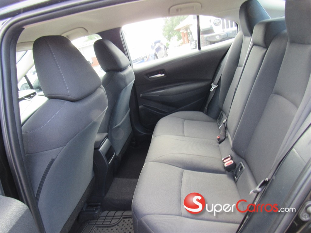 2021 Toyota Corolla LE — foto 10 / 12