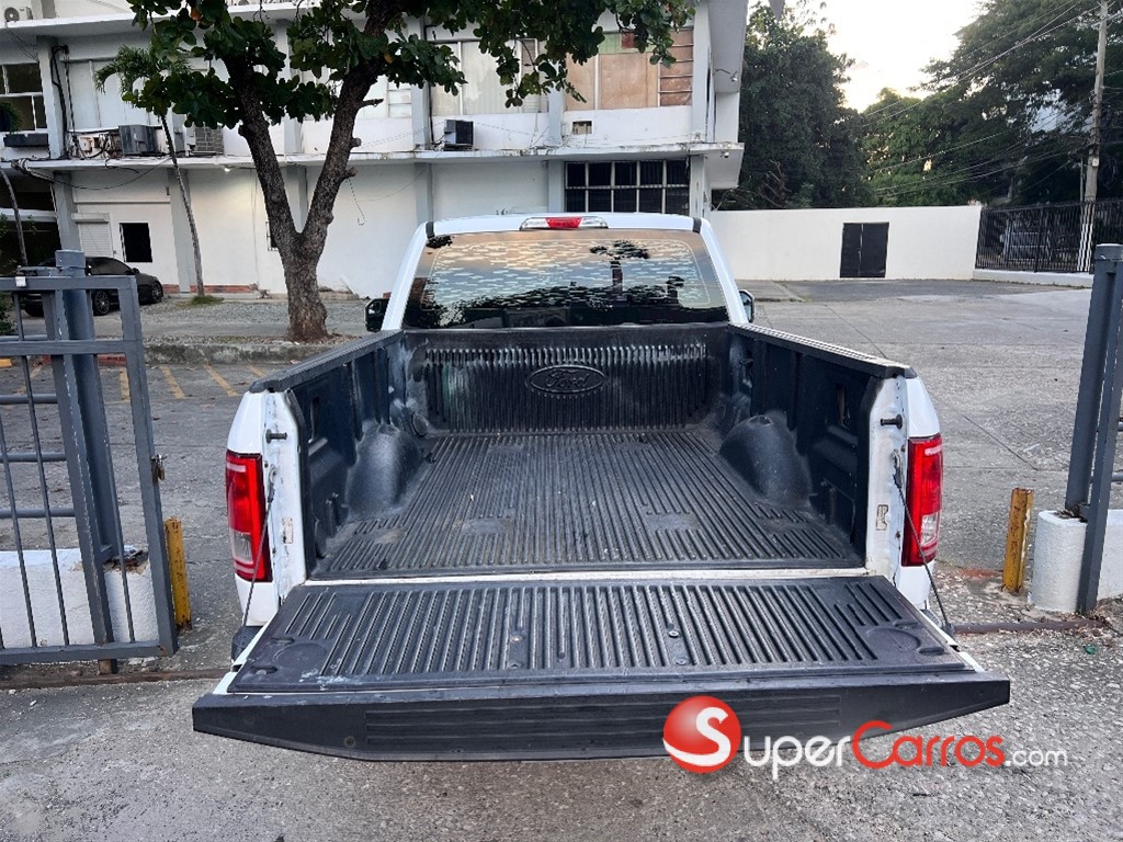 2017 Ford F 150 XL — foto 7 / 11