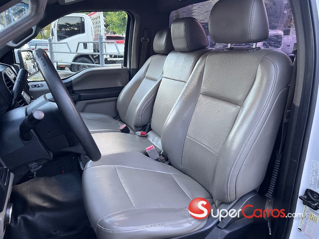 2017 Ford F 150 XL — foto 9 / 11