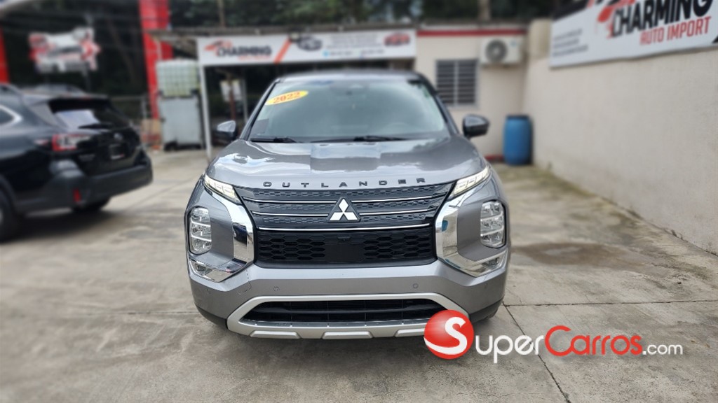2022 Mitsubishi Motors Outlander SE — foto 10 / 12