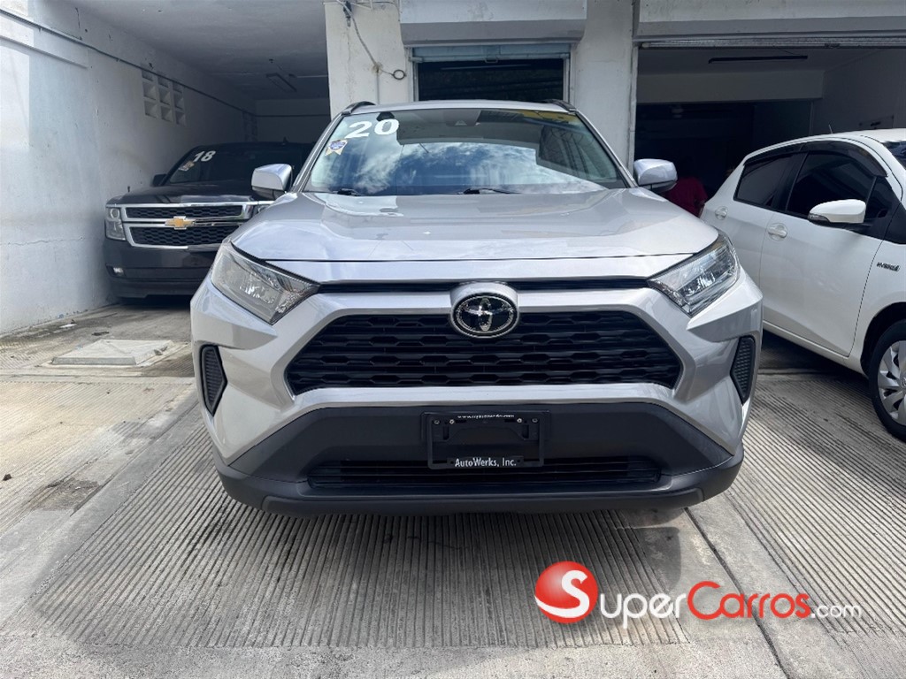2020 Toyota RAV4 LE