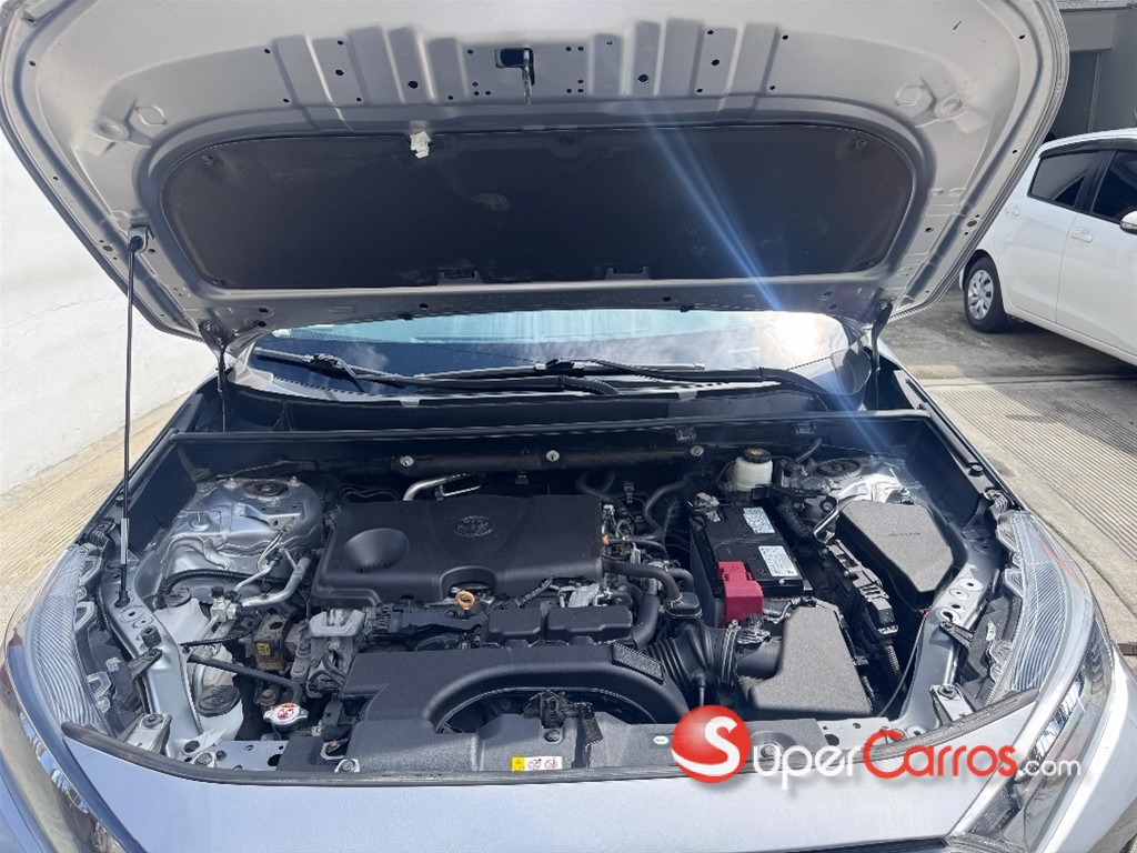 2020 Toyota RAV4 LE — foto 5 / 12
