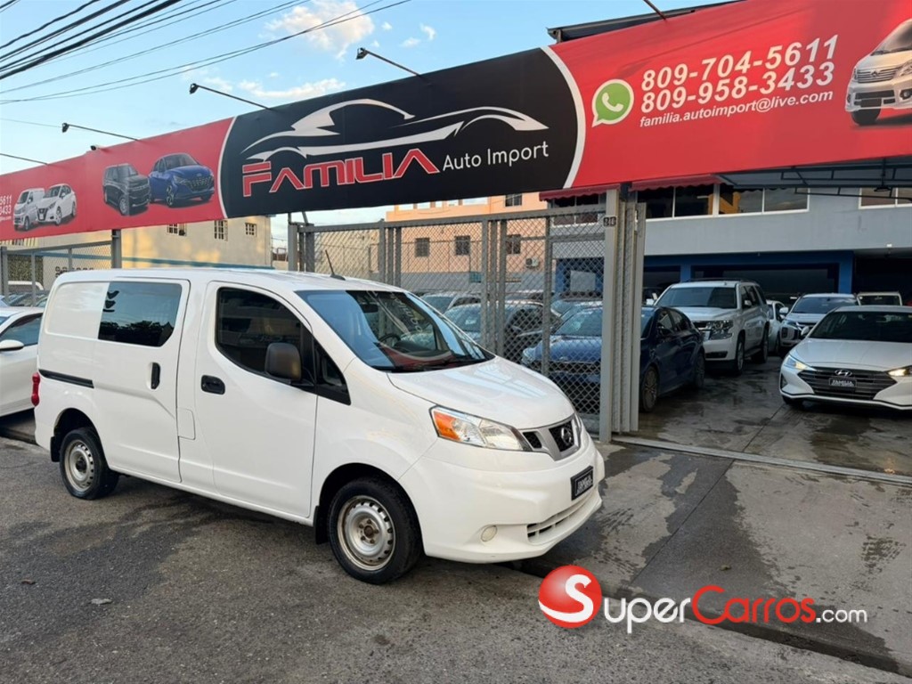 2020 Nissan NV 200