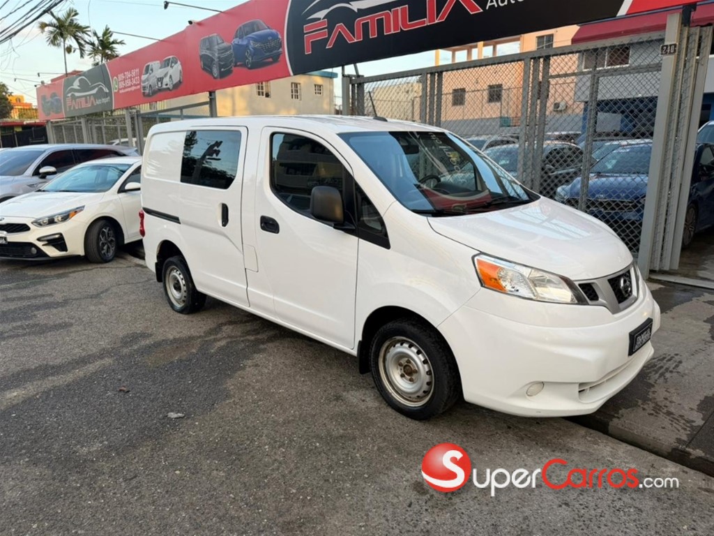 2020 Nissan NV 200 — foto 2 / 9
