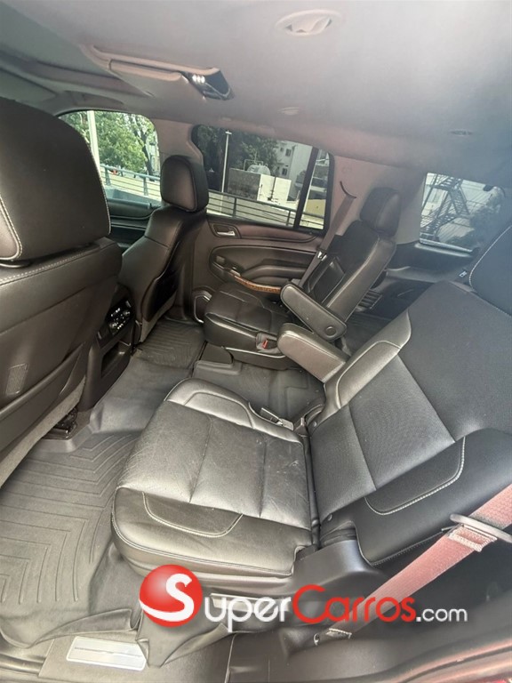 2016 Chevrolet Tahoe LTZ — foto 2 / 10