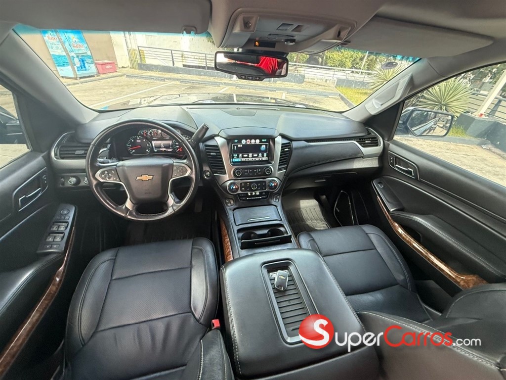 2016 Chevrolet Tahoe LTZ — foto 8 / 10