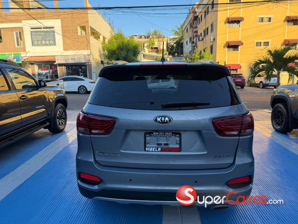 2020 Kia Sorento EX — foto 6 / 12