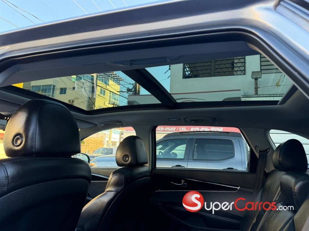 2020 Kia Sorento EX — foto 9 / 12